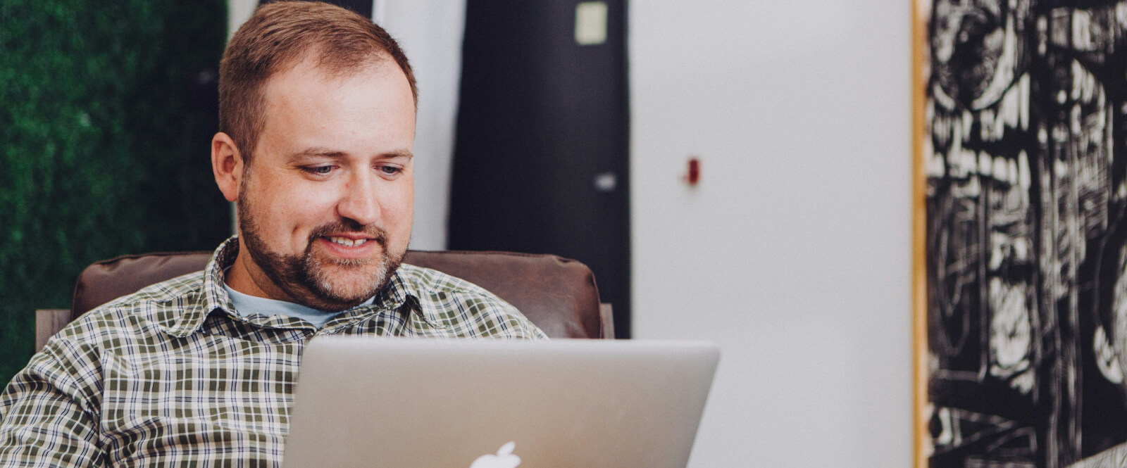 Man using a laptop